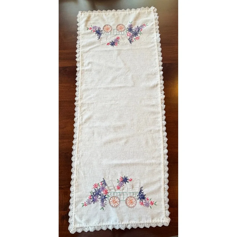 Vintage Hand Embroidered Covered Wagon Table Runner Dresser Scarf Lace Trim 44in